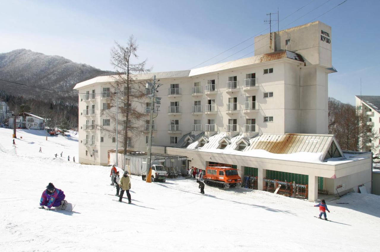 Hotel Ryuo Яманути Экстерьер фото