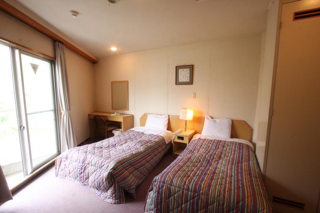 Hotel Ryuo Яманути Экстерьер фото