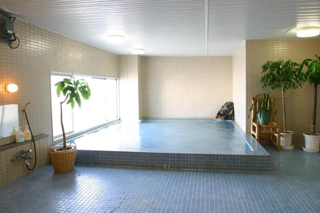 Hotel Ryuo Яманути Экстерьер фото