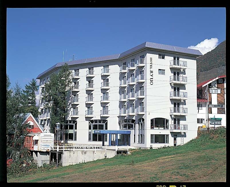 Hotel Ryuo Яманути Экстерьер фото